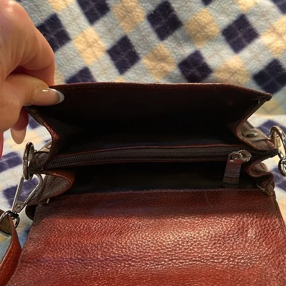 COPY - Leather Classic Brown Sling Bag For Men - Picture 8 of 10